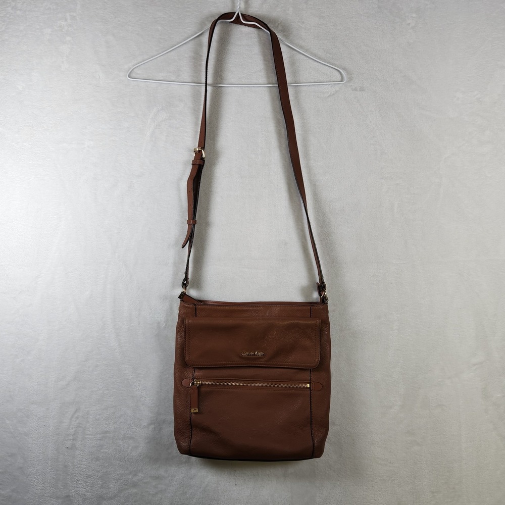 Calvin Klein Pebbled Faux Leather Crossbody Bag‎ Brown Adjustable Strap Zip